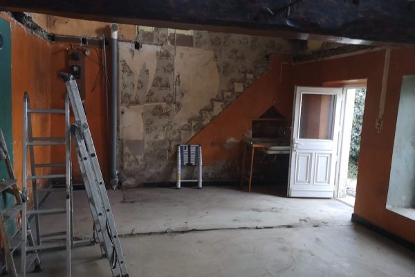 Rénovation complète d’une maison individuelle à Vénérieu.